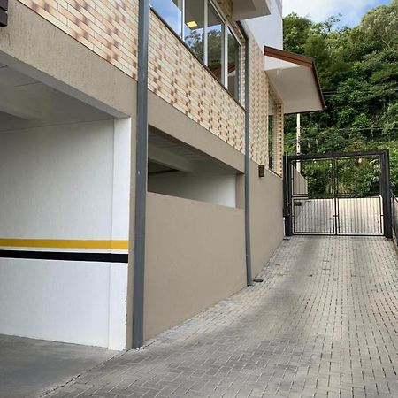 Apartamento Fioreze Gramado Bagian luar foto